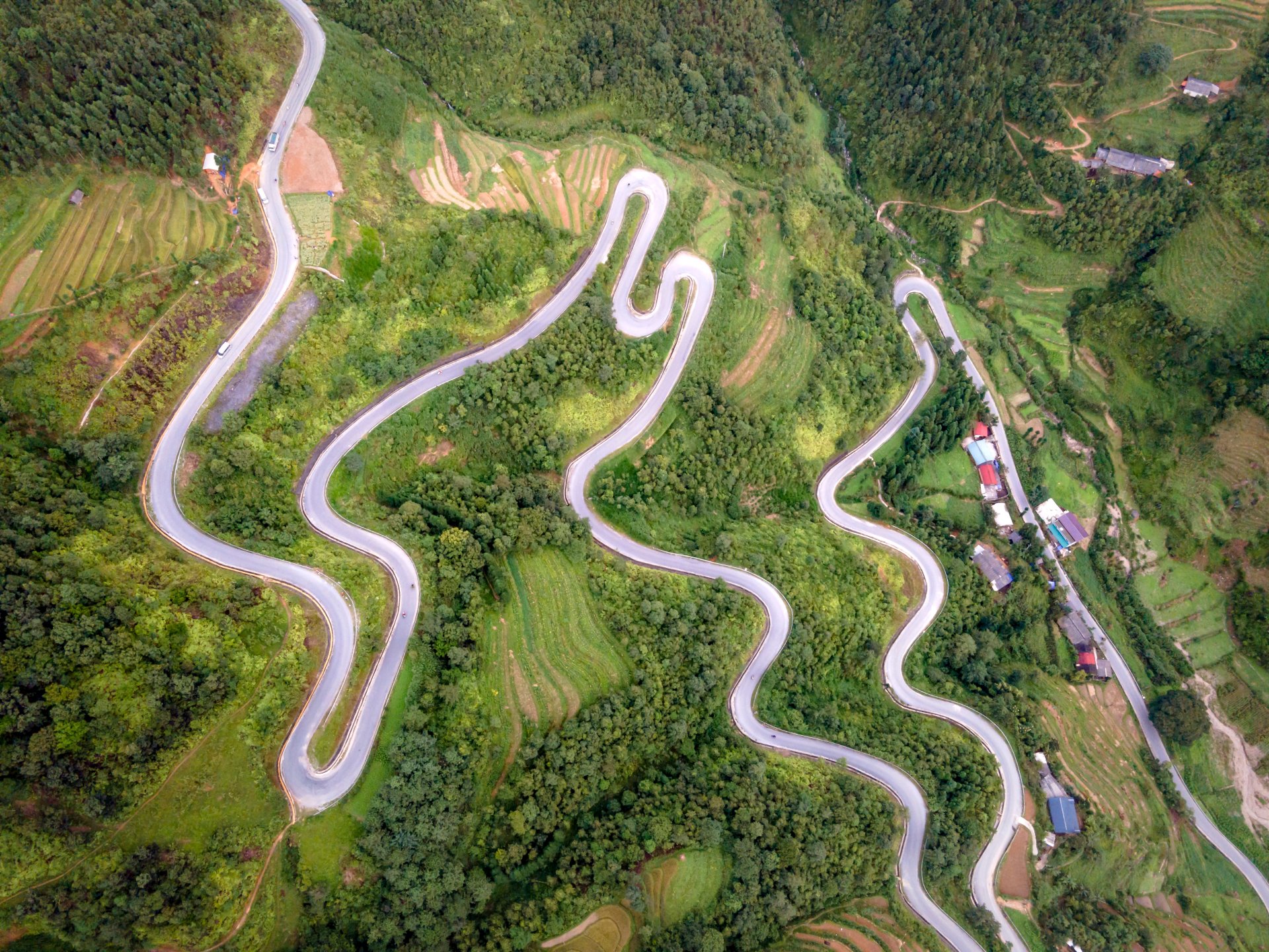 Hà Giang – Sắc màu núi đá & bản làng vùng cao (Ôtô 7 chỗ)